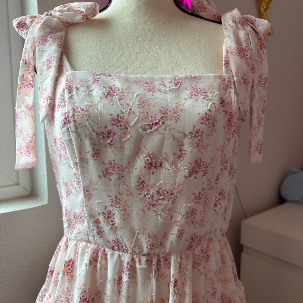 Trixxi Floral Juniors Mini Dress - Picture 3 of 9
